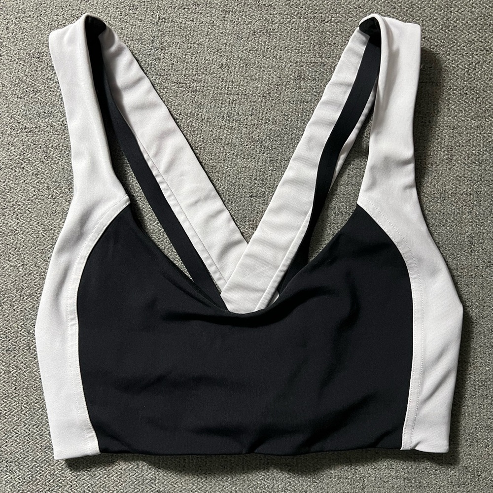 lululemon Black and White Sports Bra